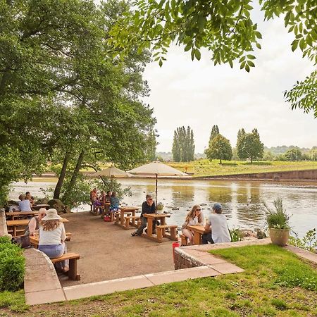 Отель Mill On The Exe Эксетер Экстерьер фото
